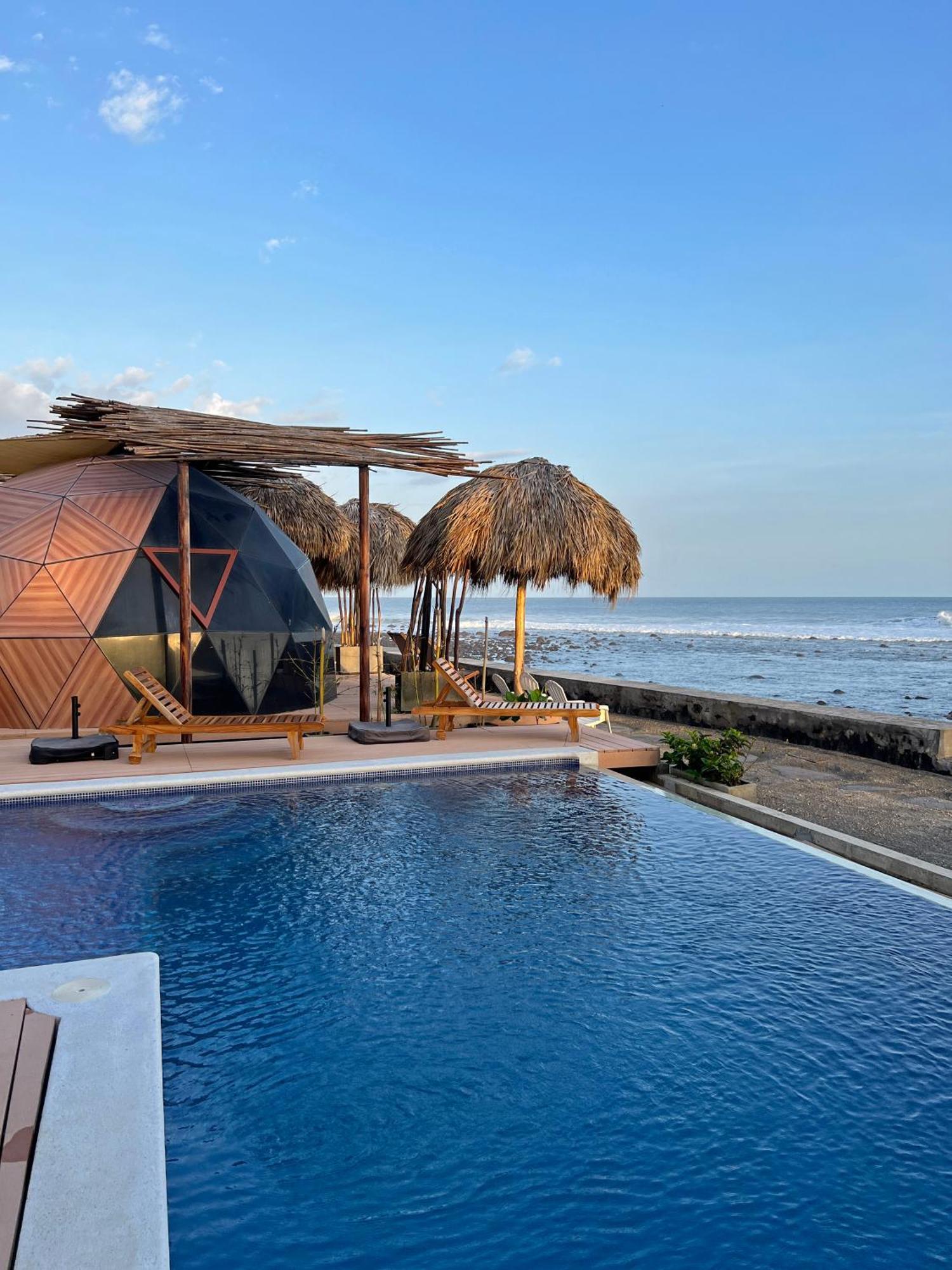 Almare Zonte - Beachfront Glamping Hotel El Zonte Luaran gambar