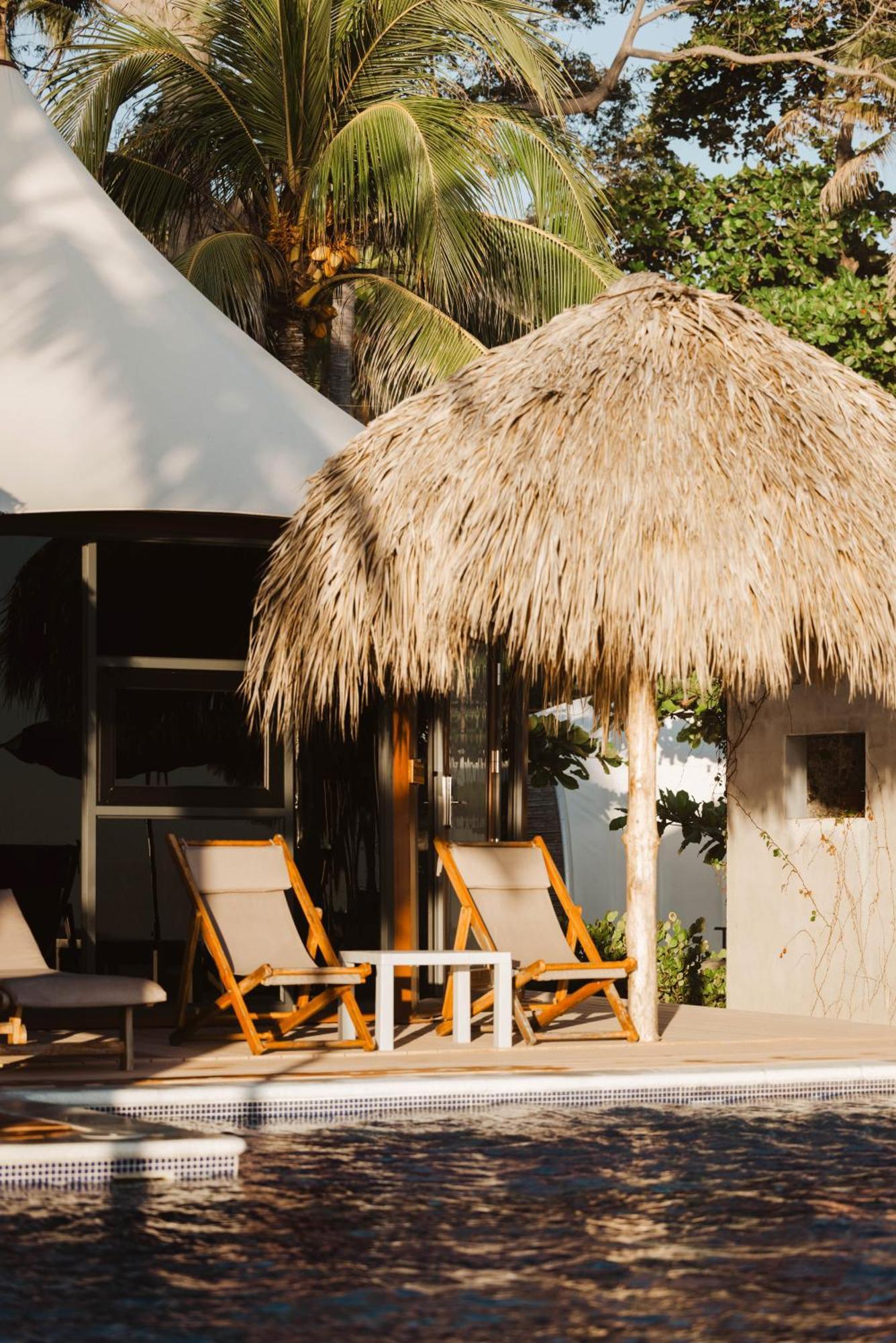 Almare Zonte - Beachfront Glamping Hotel El Zonte Luaran gambar